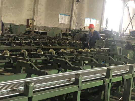 satın al 40CR 3 ila 5 metre arasında 25-30 derece arasında krom piston çubuğu mühendislik makineleri online manufacture