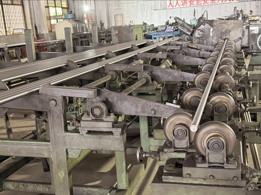 satın almak HRC 55-63 Sertleştirilmiş Krom Piston Mili, Ra 0.2-0.4 Yüzey Pürüzlülüğü ve ISO f7 Çap Toleransı ile Çevrimiçi üretim