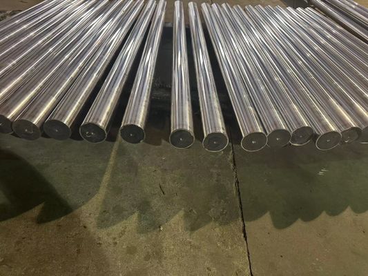 Sertlik 25-30 derece arasında 1.5 Mikron 40CR Çürük Piston Çubuk Mühendislik Makineleri